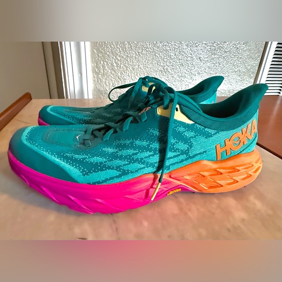🩵 Hoka Speedgoat 5 Women’s Size 11 - Excellent Condition - Worn Only Once 🩵 - Picture 8 of 8